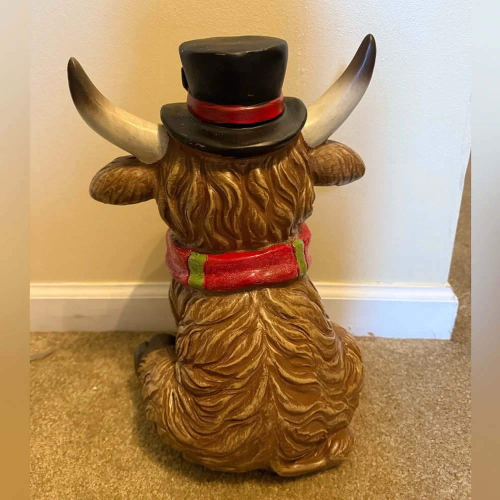 Hobby Lobby Christmas Holiday 2025 Highland Cow Holiday Decoration - Picture 3 of 4